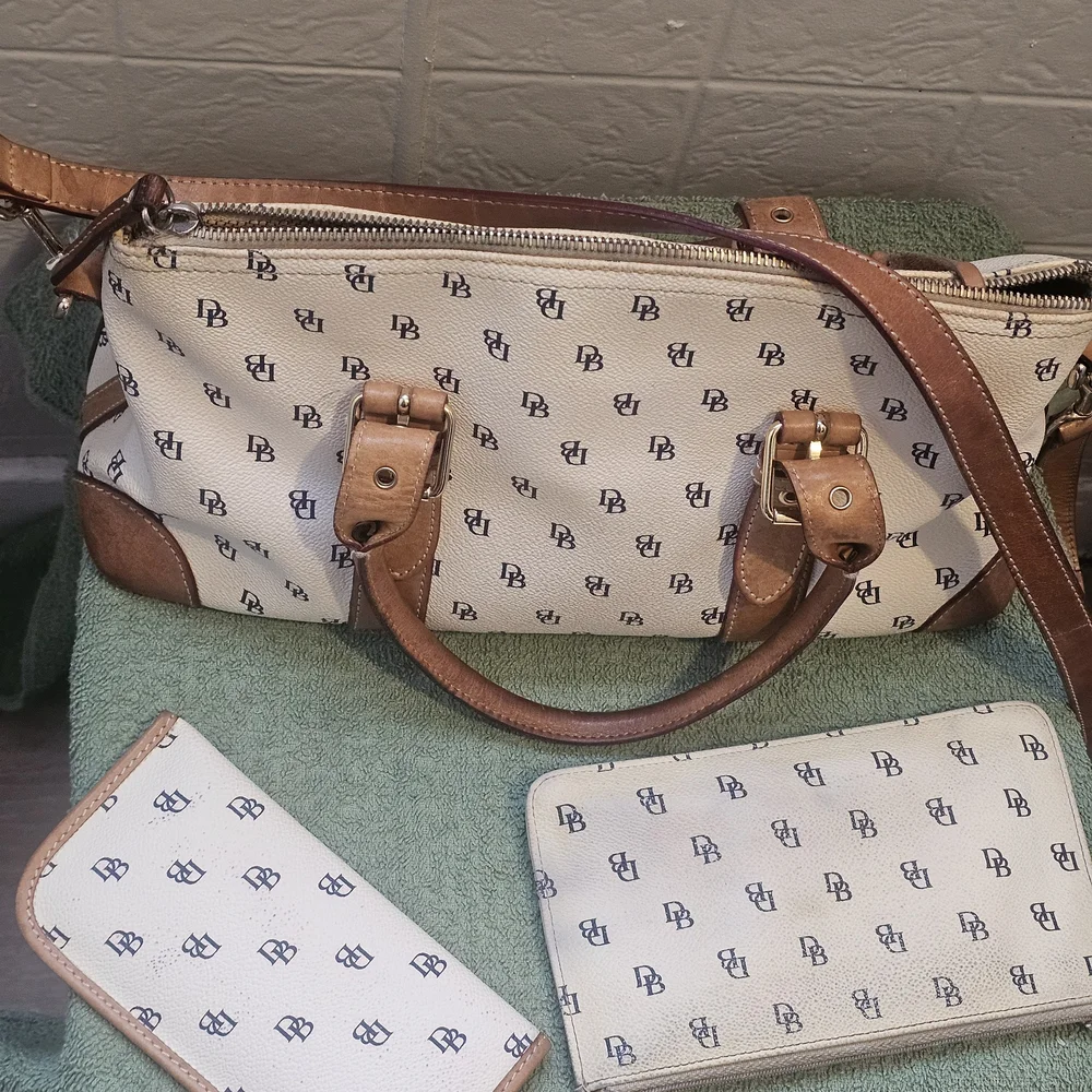 Dooney & Bourke White and Tan Satchel Set - Picture 2 of 14